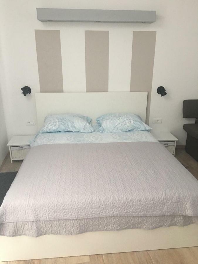 Studio Apartman Dado Appartement Bale Buitenkant foto
